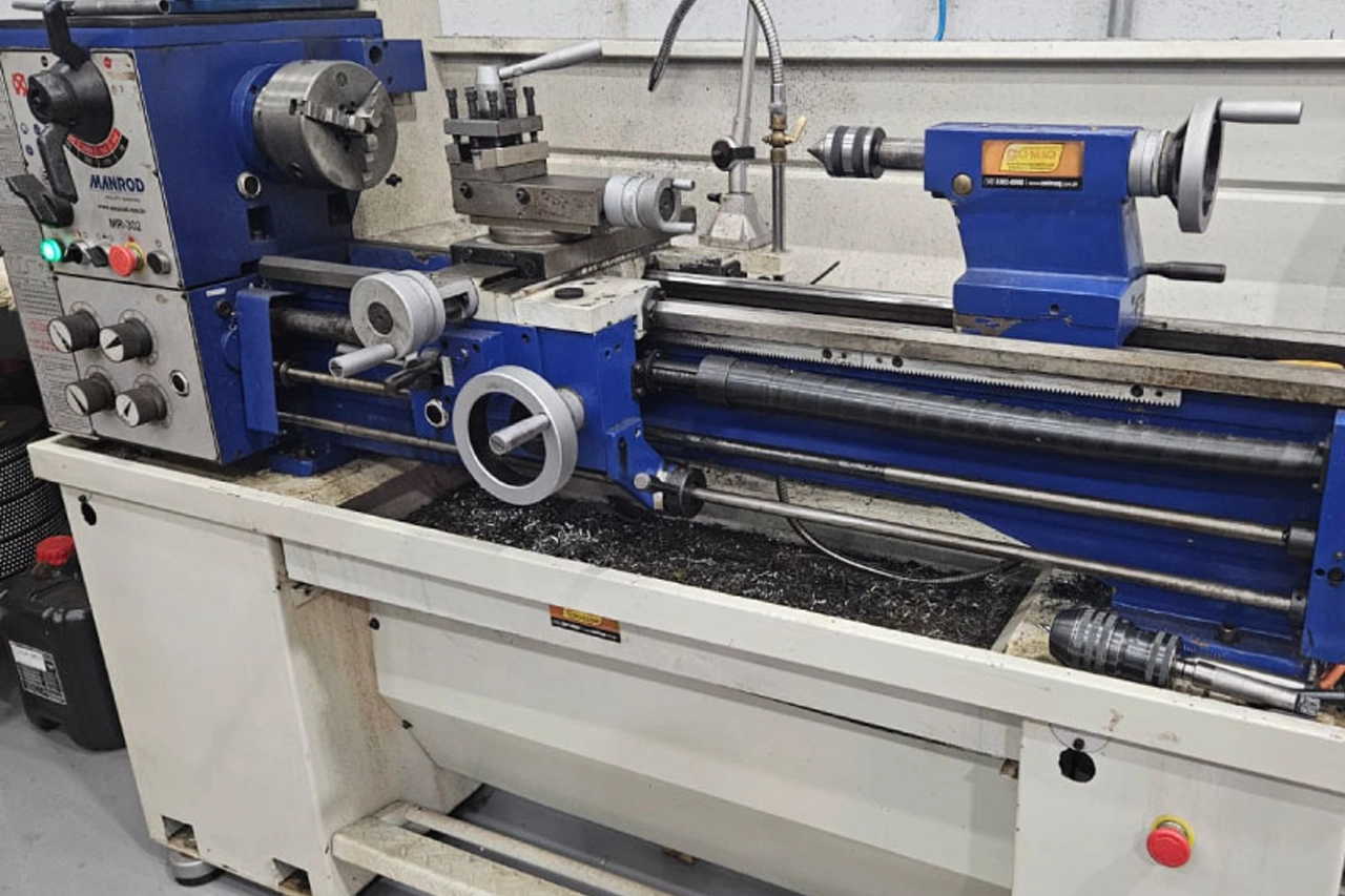 oficina mecanica torno de bancada 2 -mib-ensaios-de-tracao
